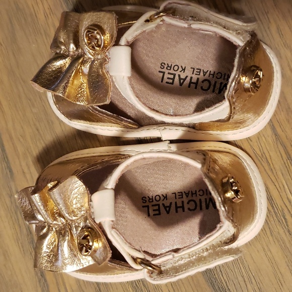 Michael Kors baby shoes - Picture 3 of 5